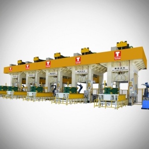 plåtformande hydraulpress
