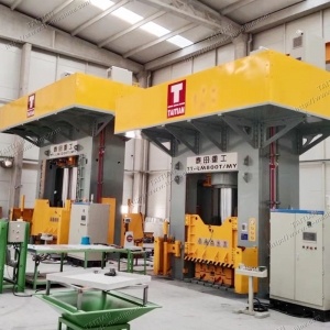 hydraulisk press för kompositmaterial
